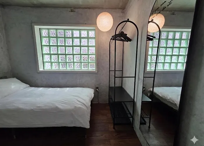 강남 학동역 Gam Haus