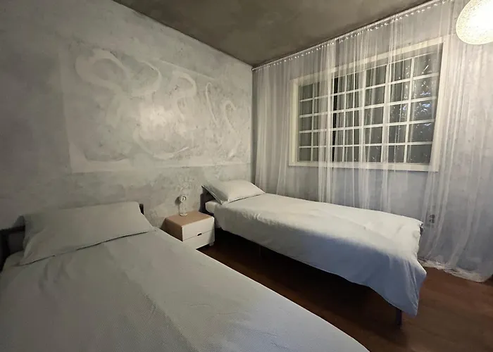 강남 학동역 Gam Haus *