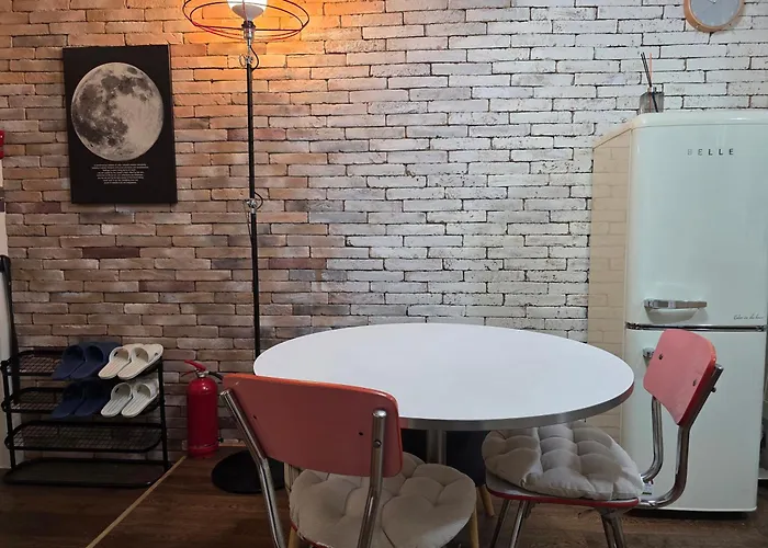 강남 학동역 Gam Haus